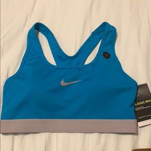 Nike classic bra sz S